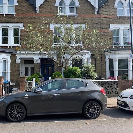 ロンドン Victoria Dwellings Bed & Breakfast エクステリア 写真