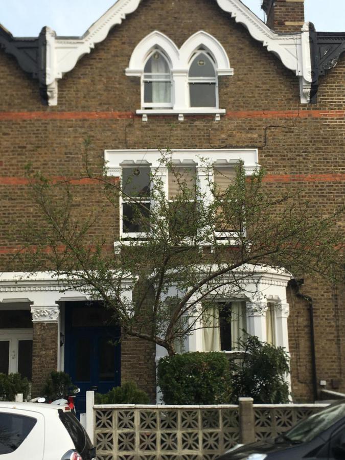 ロンドン Victoria Dwellings Bed & Breakfast エクステリア 写真
