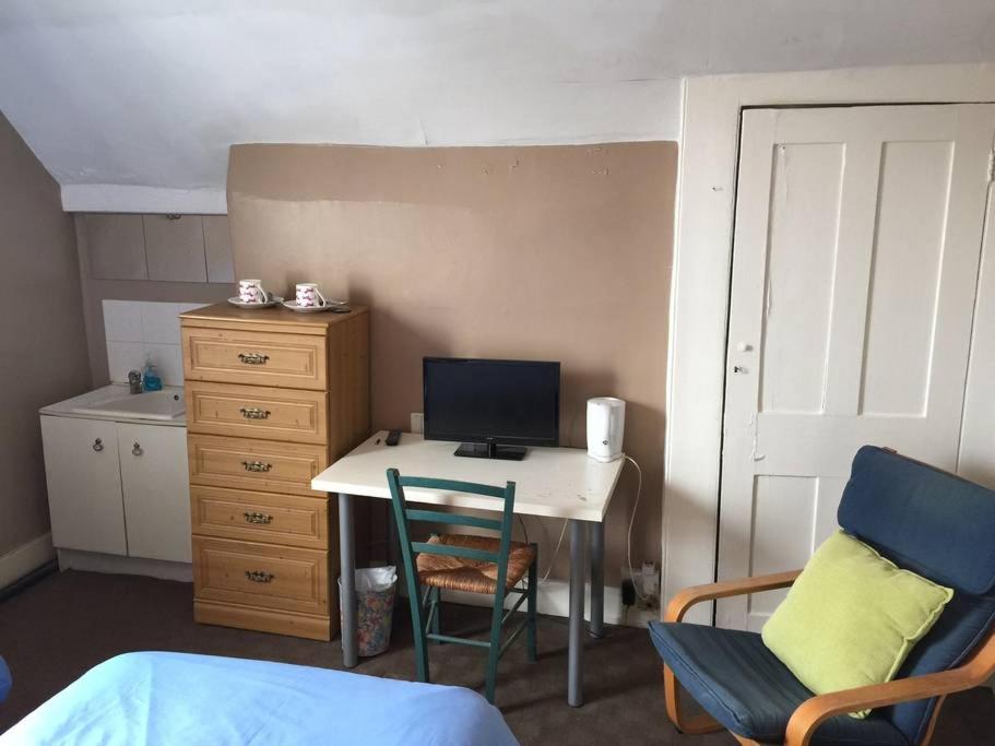 ロンドン Victoria Dwellings Bed & Breakfast エクステリア 写真